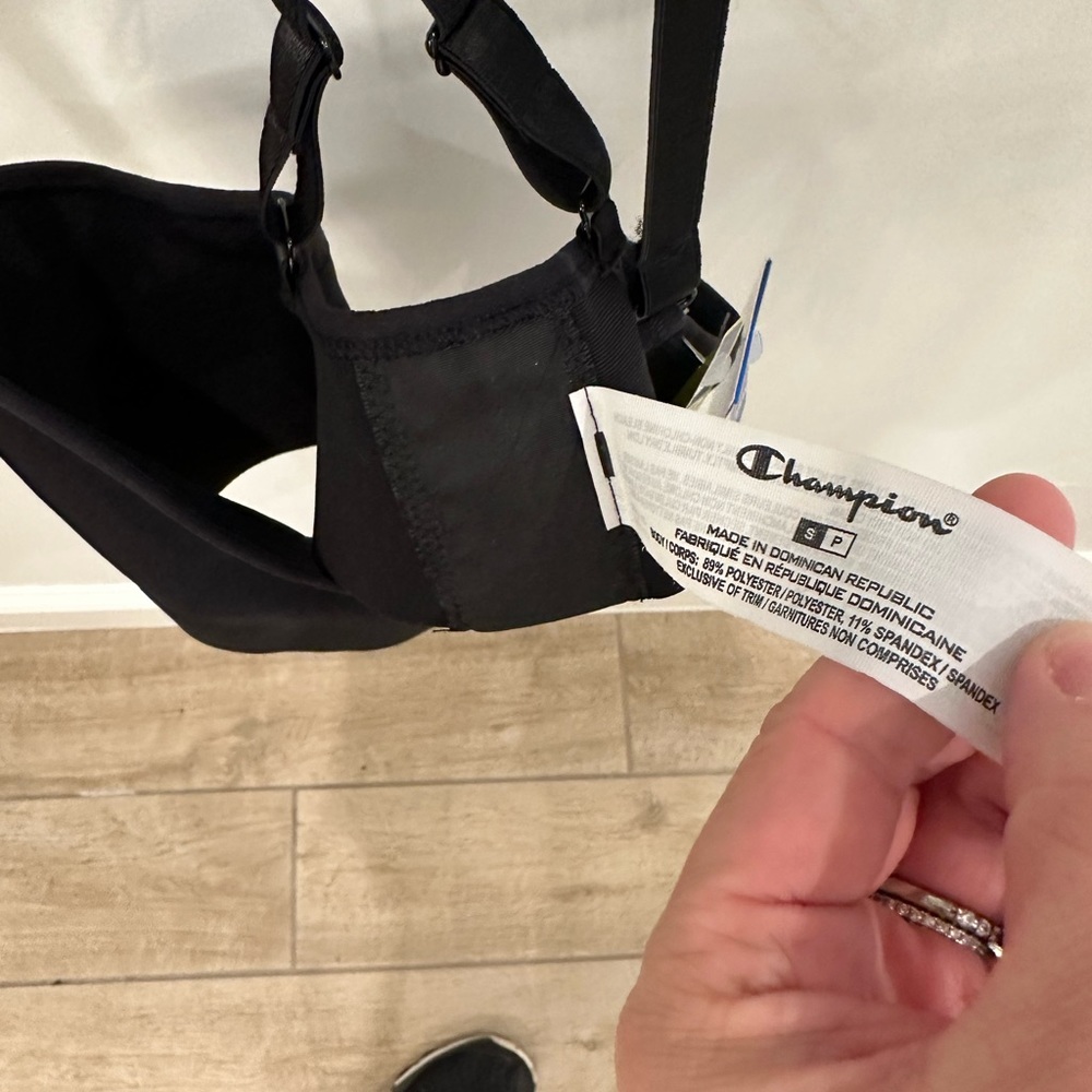 NWT Champion Black Sports Bra - Small - Picture 6 of 10